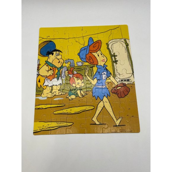 Vintage Canada Games The Flintstones 48 Piece Jigsaw Puzzle Complete - Picture 2 of 5